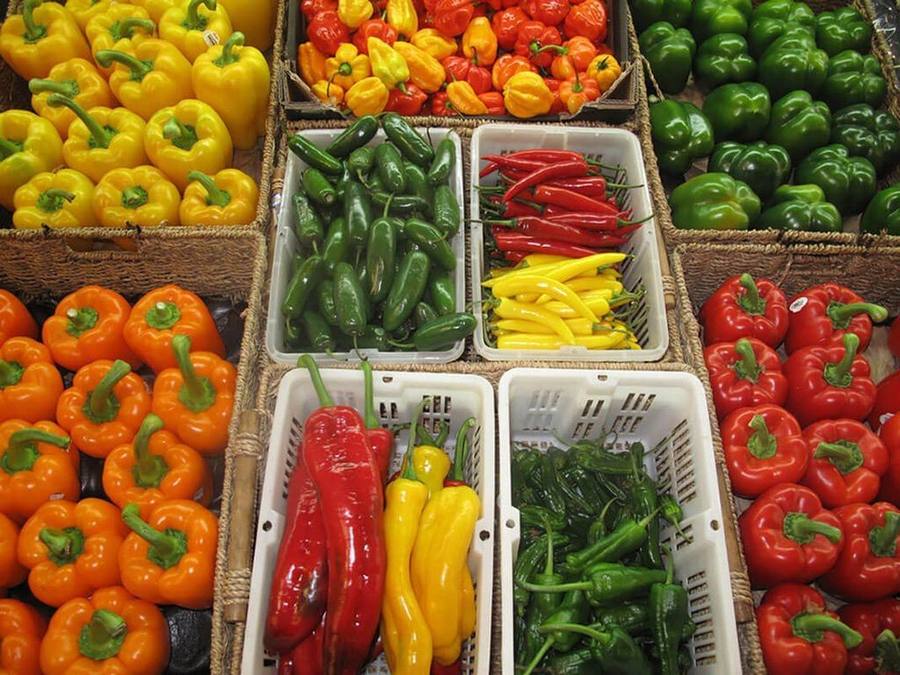 Fresh hot peppers